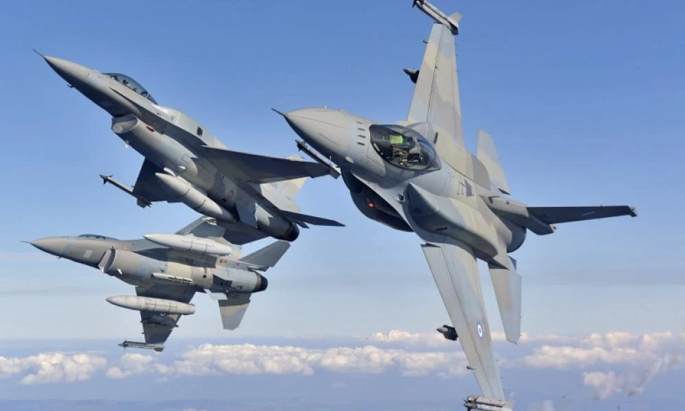 Οι Ευρωπαίοι είδαν αερομαχία με τουρκικά F-16 σε ζωντανή σύνδεση και δεν πίστευαν στα μάτια τους (βίντεο)